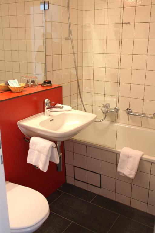 Hotel Restaurant Schaanerhof Phòng bức ảnh